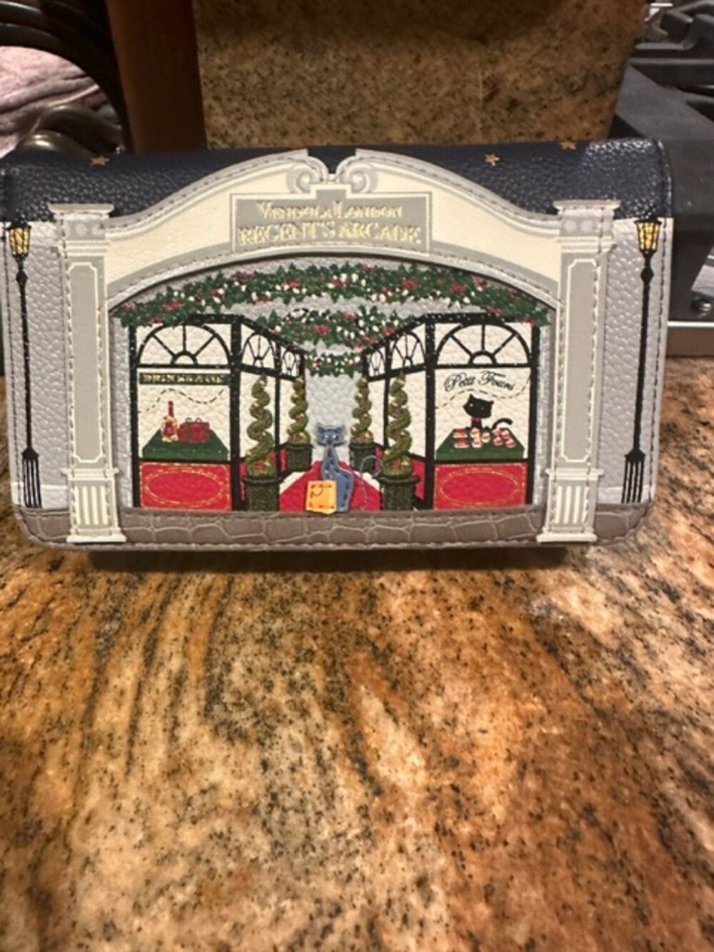 Vendula London Excellent Condition Regents Arcade Wallet Christmas